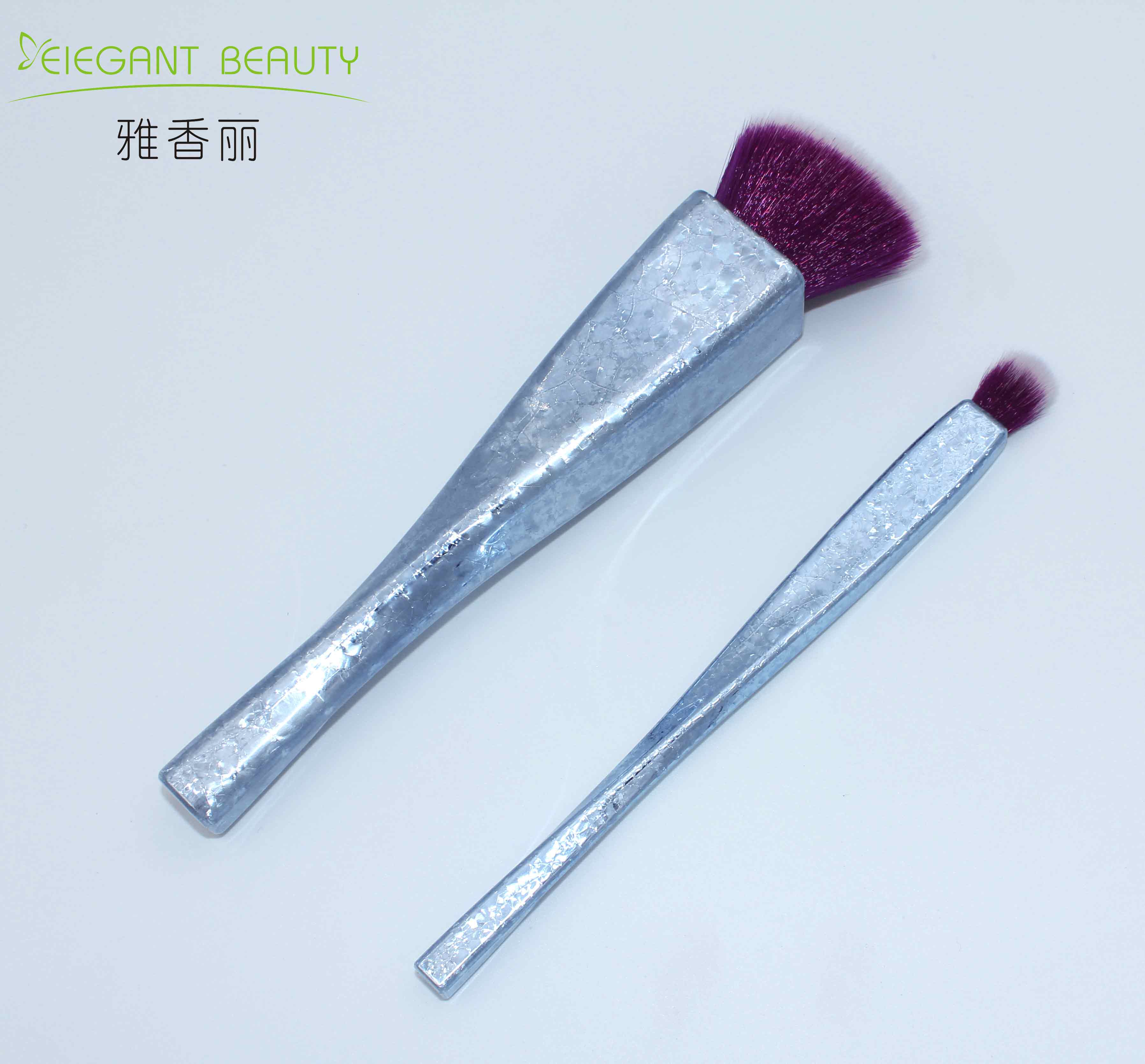 化妝刷套裝：不僅僅是工具，更是藝術(shù)的載體